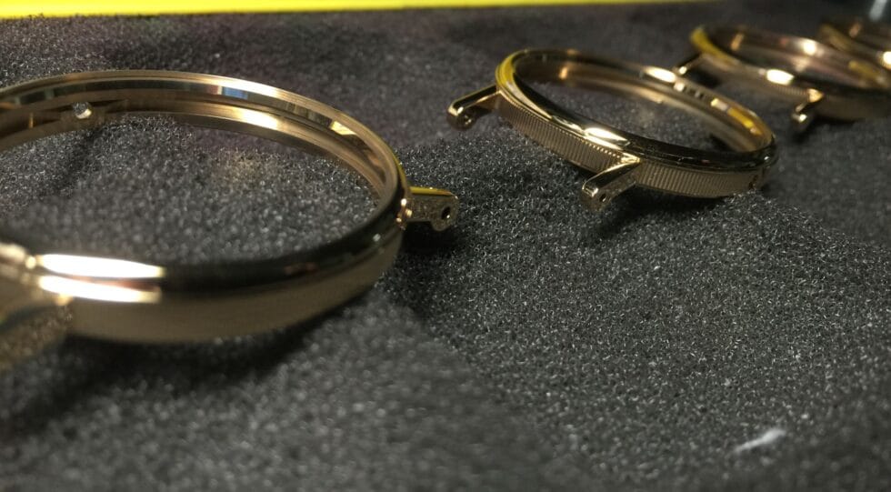 Lunettes polies alignées